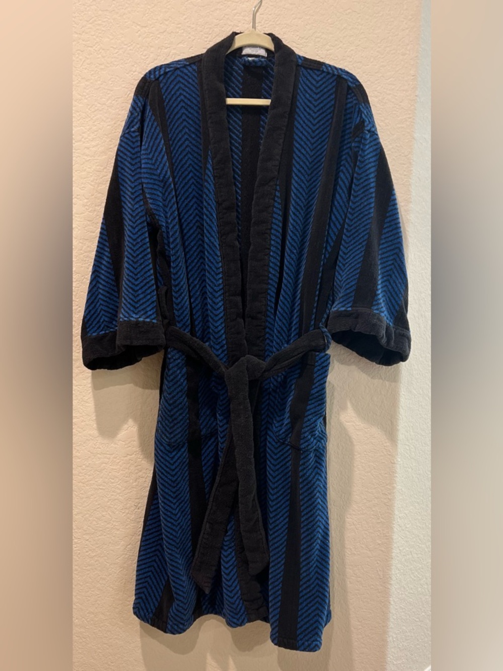 Vintage Christian Dior Monsieur Robe | Men’s One Size | Black & Blue Herringbone
